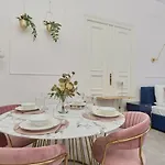 Elegant Swiety Marcin By Renters Apartment *