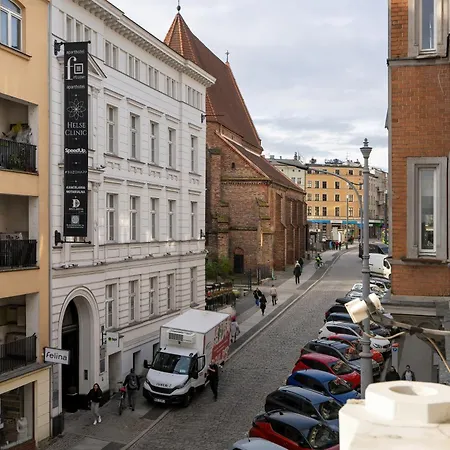 Elegant Swiety Marcin By Renters