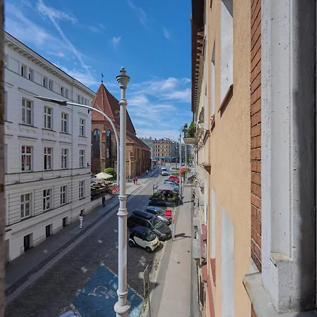 Elegant Swiety Marcin By Renters *