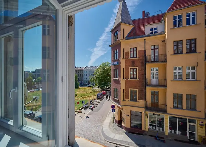 Elegant Swiety Marcin By Renters *