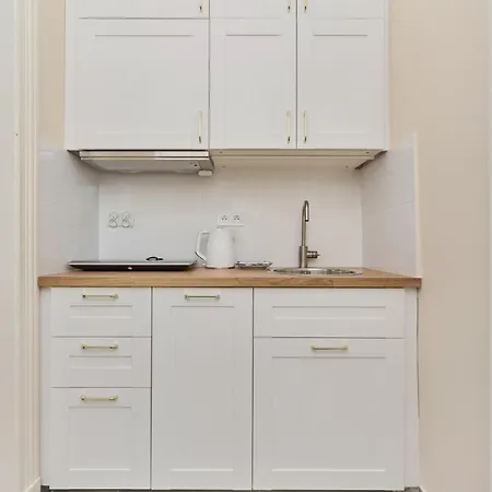 Elegant Swiety Marcin By Renters