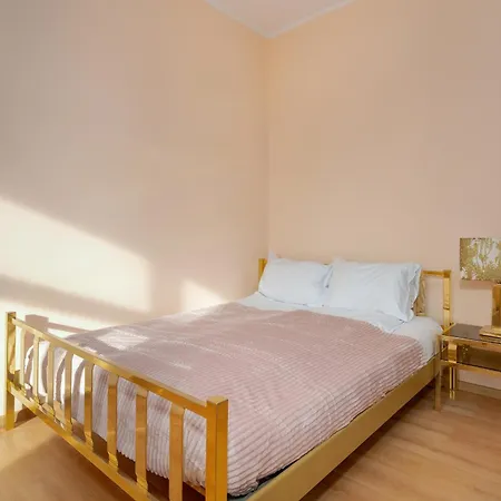 Elegant Swiety Marcin By Renters *