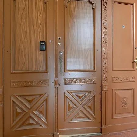 Elegant Swiety Marcin By Renters