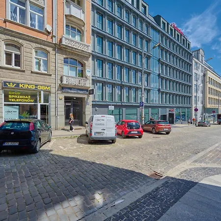 Elegant Swiety Marcin By Renters